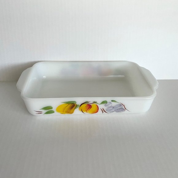 Vintage Fire-King Fruit by ANCHOR HOCKING 12" Rectangular Baker 1.5 Qt - Picture 8 of 13